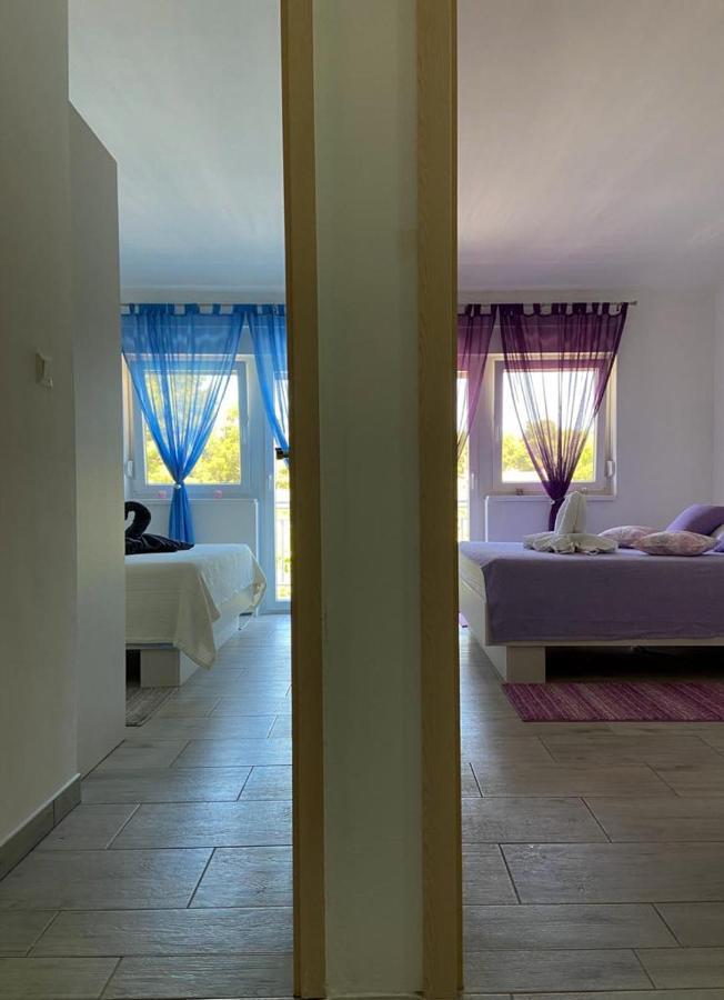 Apartmani Bolero - Obiteljski Odmor Vodice Exterior photo
